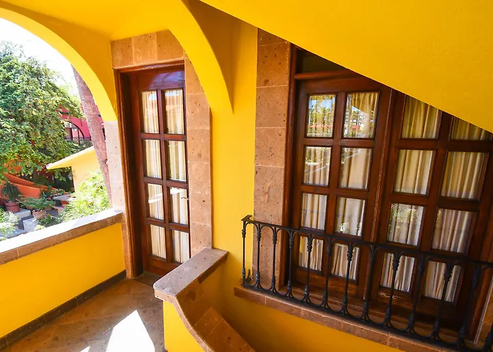 Hotel Collection O Casa Bella Boutique, 5*