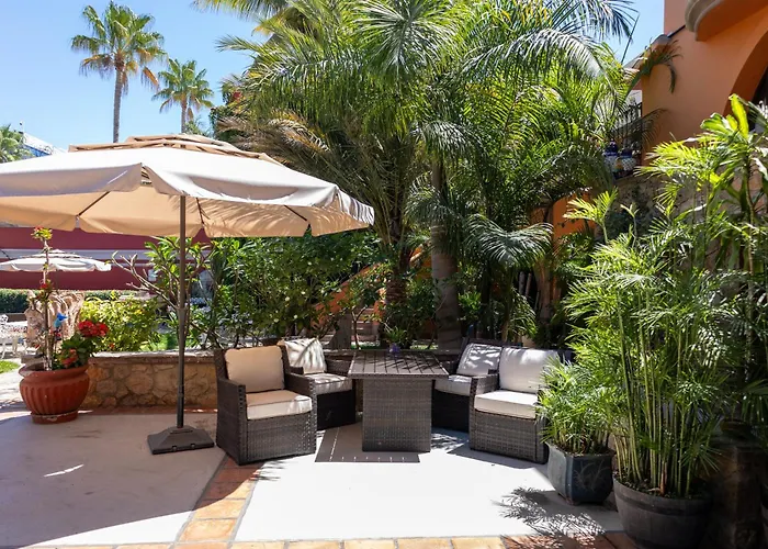 Hotel Collection O Casa Bella Boutique,